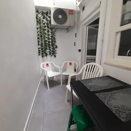 Gaviota Blanca Apartment *
